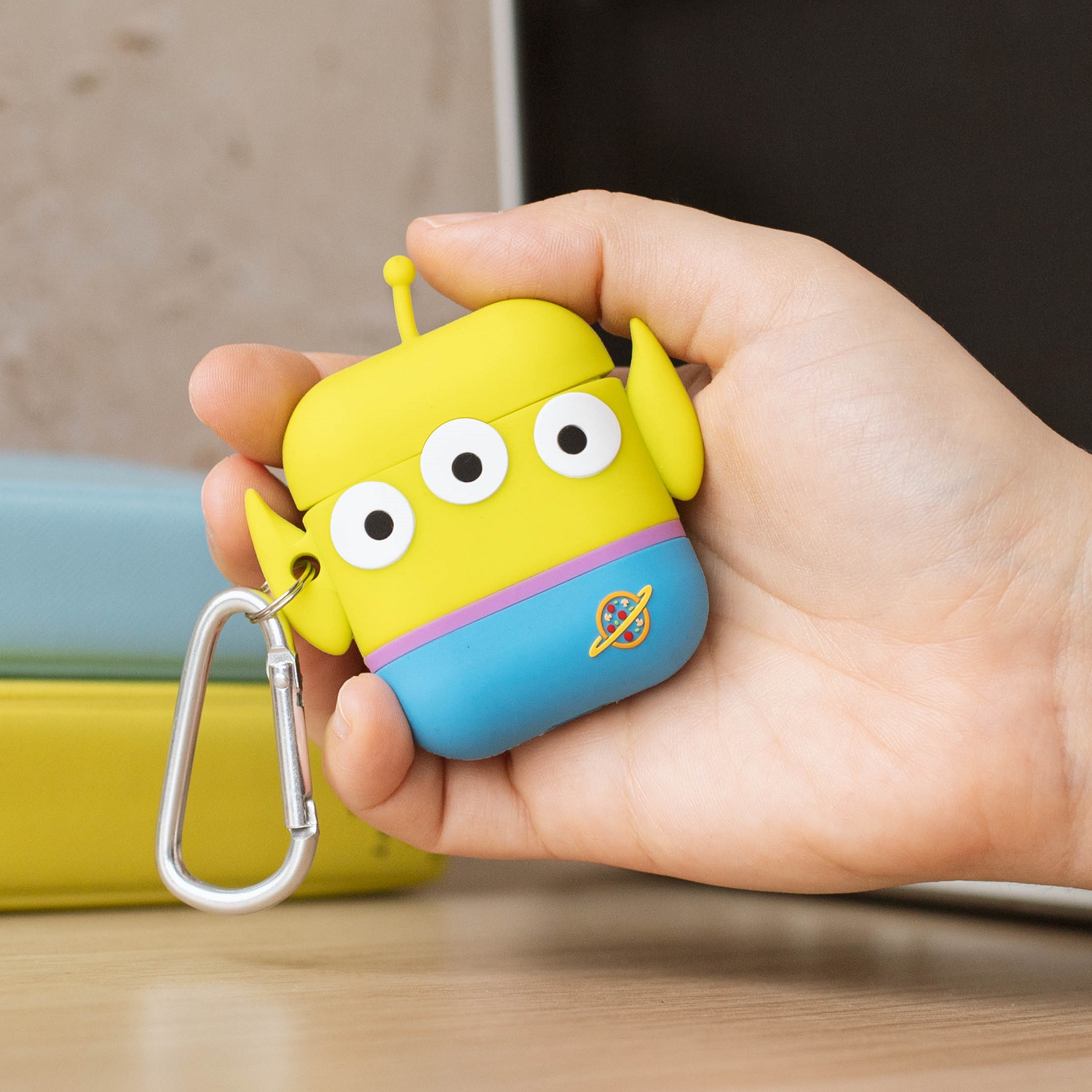 ThumbsUp! PowerSquad AirPods Case Alien 3D-Silikon
