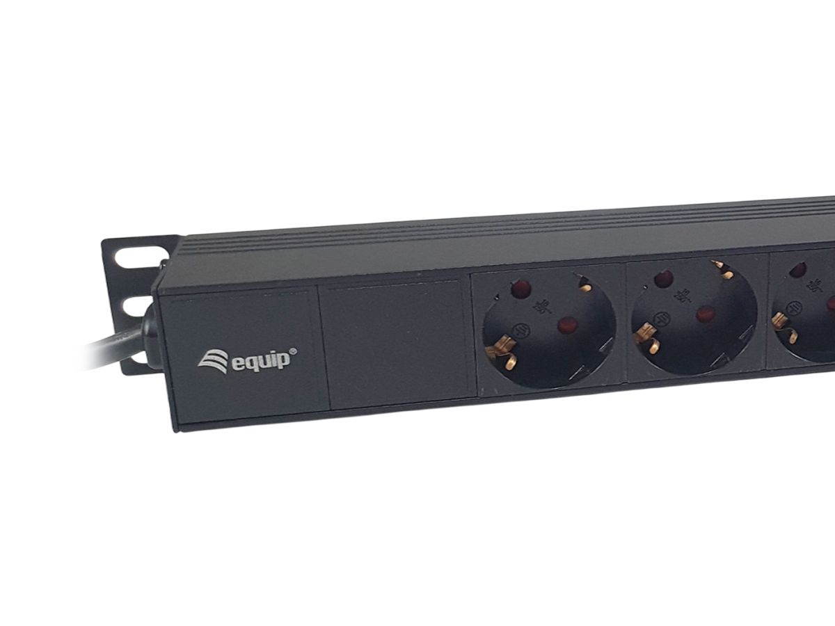 Equip 19 Steckdosenleiste 8xSchuko+Switch->St.90° sw.  Alu.